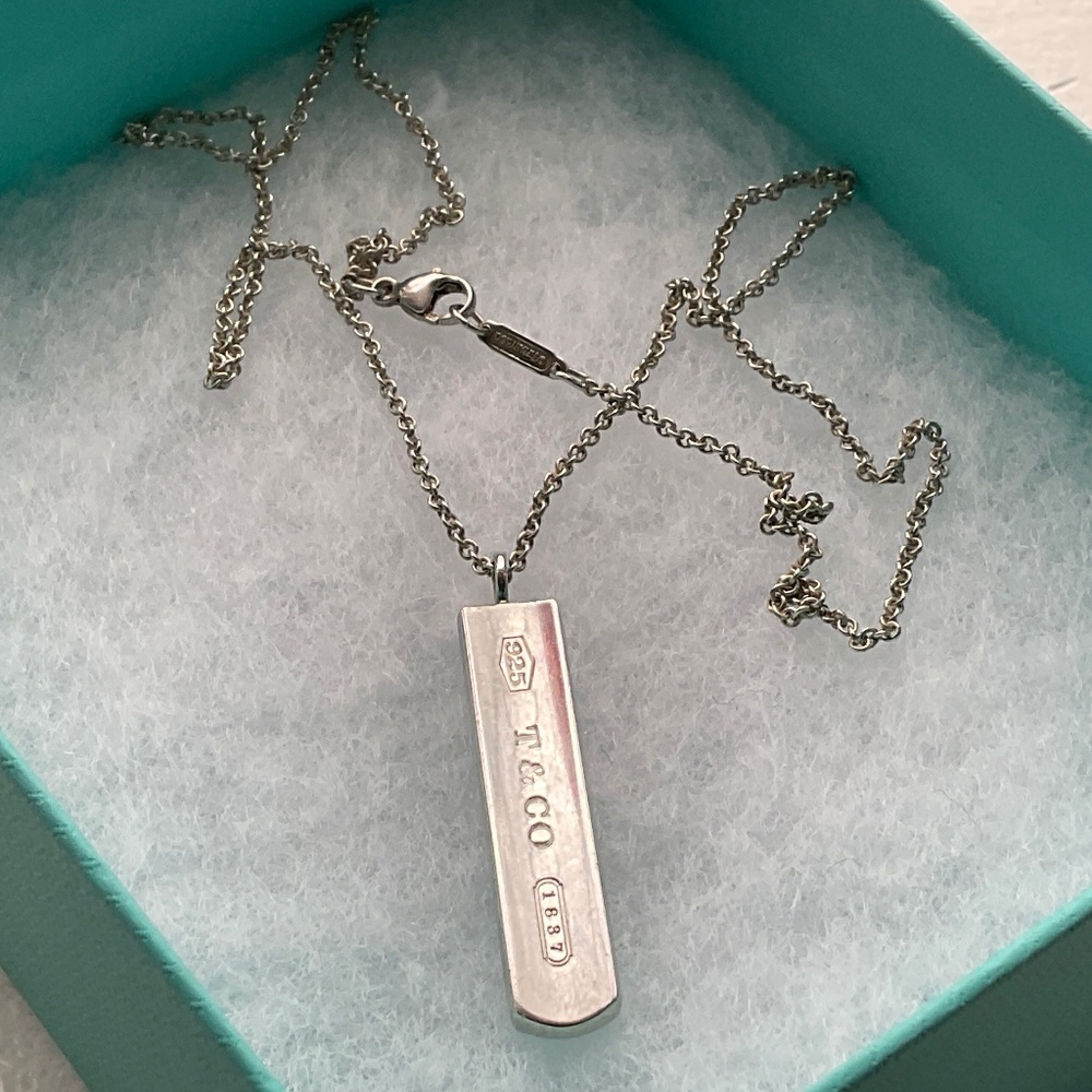 Authentic Tiffany bar necklace